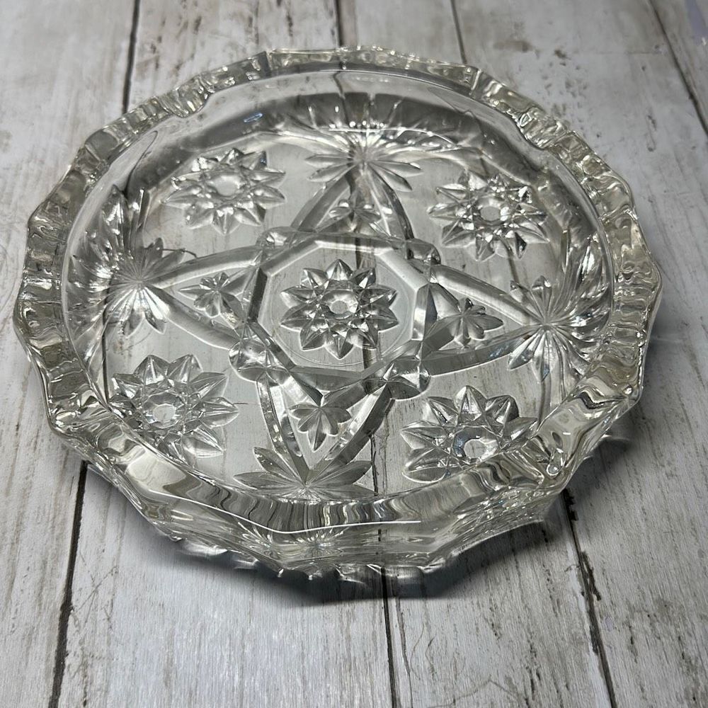 Vintage Clear Cut Heavy Glass Ashtray 8 Inches Diameter Star Pattern‎